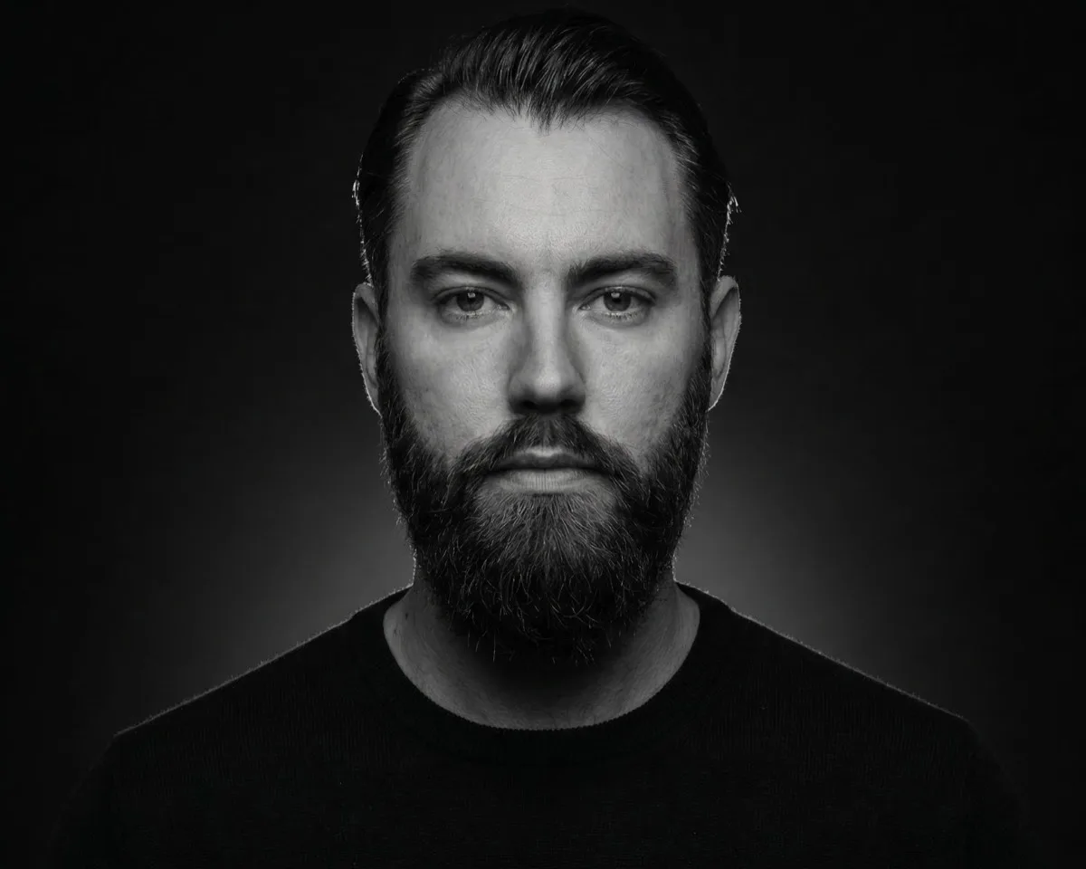 Black and white portrait of Baptiste, co-founder of FreshStack